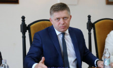 R. Fico si v Bardejove všimol nevyhovujúce ihrisko
