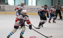 Mladí hokejisti Bardejova majú náročný program, na Brezno nestačili