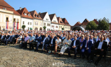 Odštartoval 47. Bardejovský jarmok, námestie sa zaplnilo