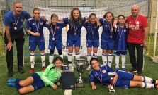 Na Slovensku sú najlepšie futbalové žiačky z Bardejova