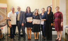 Zvíťazila študentka gymnázia Miriam Helena Hudák