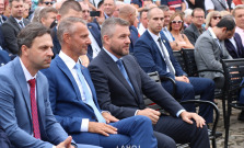 Tohtoročný jarmok oficiálne otvorený, prišiel aj premiér Peter Pellegrini