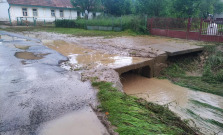 V Zborove padali krúpy, starosta vyhlásil tretí stupeň