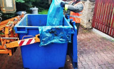 Viac ako 8000 kilogramov zeleného odpadu vo Svidníku poputuje na kompostáreň