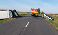 Tragédia na východe. Pri čelnej zrážke vyhasol život vodiča