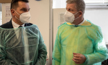 Minister zdravotníctva navštívil košické nemocnice, informoval sa o zvládaní pandémie