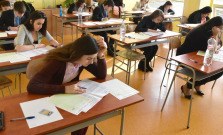 Maturitné skúšky budú prezenčne, zohľadní sa však dištančné vyučovanie