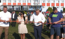 VIDEO | V Bardejove otvorili zrekonštruované futbalové ihrisko