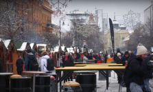VIDEO | Vianočné trhy v Košiciach ponúkajú dobré jedlo, teplé nápoje a pestrý program