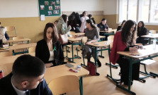 VIDEO | Na Gymnáziu Konštantínova 2 v Prešove sa museli popasovať s písomnou maturitou