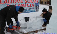 Ľadové sochy v Bardejove, vyvrcholenie večer