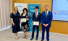 Študentská firma Relight z Gymnázia Alejová v Košiciach získala ocenenie