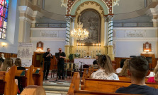 Žiaci zo ZŠ Wolkerovej v Bardejove si vypočuli Kráľovskú hudbu z obdobia gotiky a renesancie