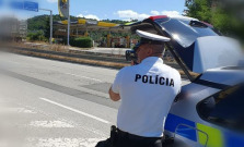 Uberte nohu z plynu. V Košiciach striehnu policajti