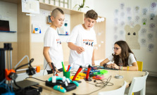 Mimoškolský program Budúcnosť INAK otvára brány nového centra v Prešove
