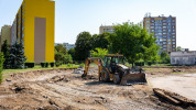 Most ponad železnicu aj staré prístrešky. Pozrite si, čo všetko sa tento týždeň mení na električkovej trati