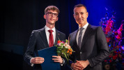 Minister Drucker odovzdal prestížne ocenenie absolventovi z Prešova