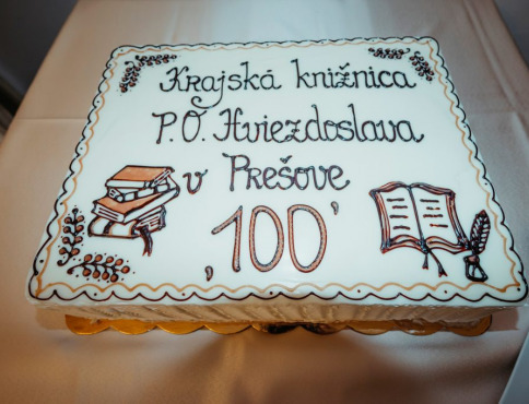 Krajská knižnica v Prešove oslávila významné jubileum slávnosťou v štýle 20. rokov