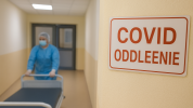 COVID-19 zasahuje seniorov v Košiciach: Päť hospitalizovaných