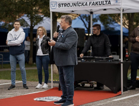 VIDEO | Na SjF TUKE zahájili nový akademický rok dekanským gulášom