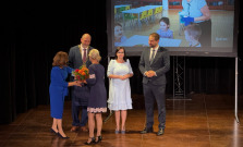 V Košiciach ocenili kuchárky, ktoré roky s láskou varia pre tisíce detí