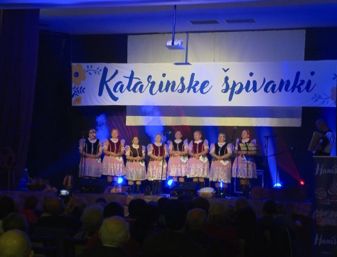 VIDEO | Katarinske špivanki v Haniske