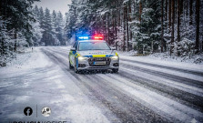 Polícia stopla troch vodičov, ktorí nemali čo hľadať za volantom