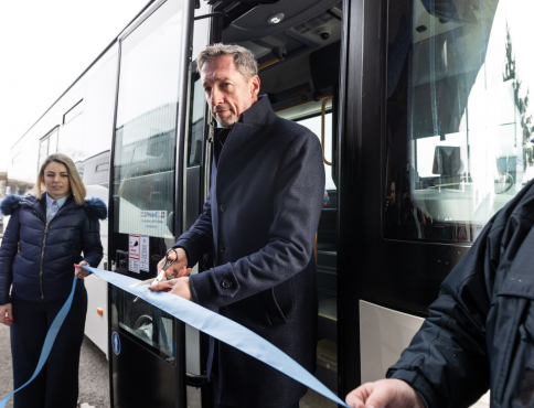 VIDEO | Šarišská doprava v novom šate: 16 moderných autobusov prináša pohodlie a bezpečie