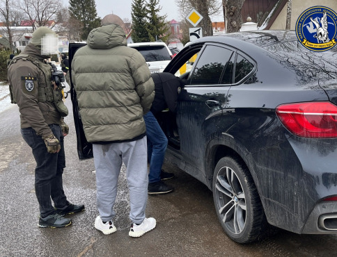 Nelegálne steroidy pod zámkom: Obvinenie pre 48-ročného muža v Poprade