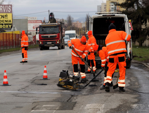 Košičania môžu nahlasovať výtlky, mesto reaguje priebežne