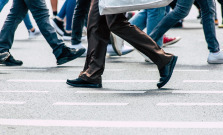 Kolízia chodkyne s osobným vozidlom