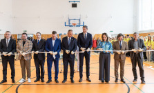 Budúci zdravotníci športujú v novej telocvični v Poprade za viac ako 2,3 mil. eur