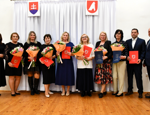 Hrdinovia každodennosti: Vo Svidníku ocenili pracovníkov v sociálnej oblasti