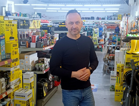 Peter Bľanda: UNIKOV je viac ako železiarstvo. Je to aj dielňa, stavba, záhrada aj domácnosť