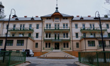 VIDEO | Bardejovské Kúpele slávnostne otvorili zrekonštruovaný historický Hotel Dukla