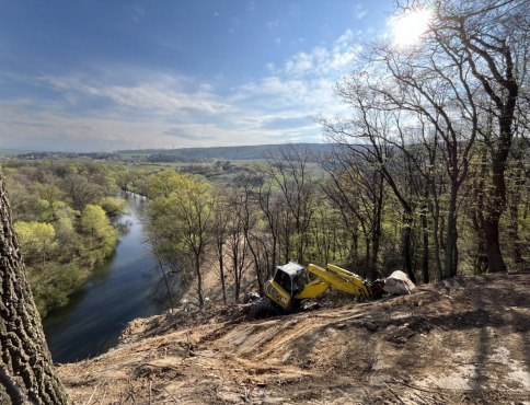Začala výstavba cyklotrasy EuroVelo 11 medzi Družstevnou a Kostoľanmi