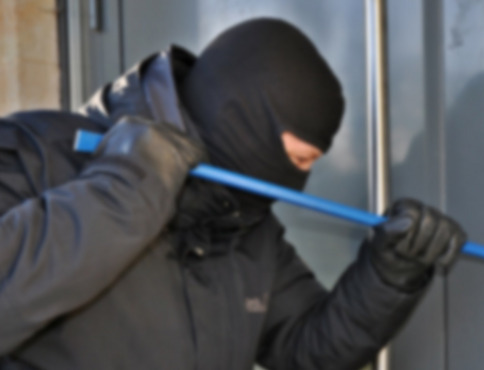 Zlodej vykradol firmu v Kľušove: odniesol tisíce eur