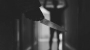 S nožom sa jej vyhrážal zabitím: polícia muža zadržala