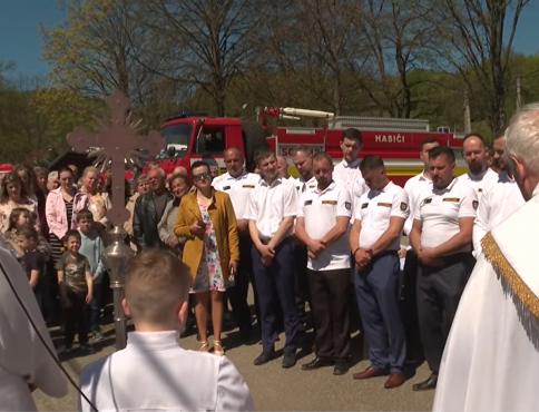 VIDEO | 100 rokov v službe blížnemu: Dobrovoľný hasičský zbor v Lenartove oslávil jubileum
