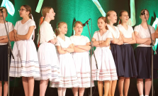 VIDEO | SZUŠ Pod Vinbargom opäť ukázala talent svojich žiakov na vystúpení Jarná lúka