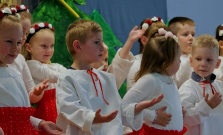 VIDEO | Obec Šiba oslávila tradície aj lásku k mamám