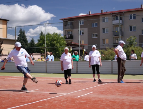 VIDEO | Seniori v Košickej Polianke si zmerali sily na olympiáde