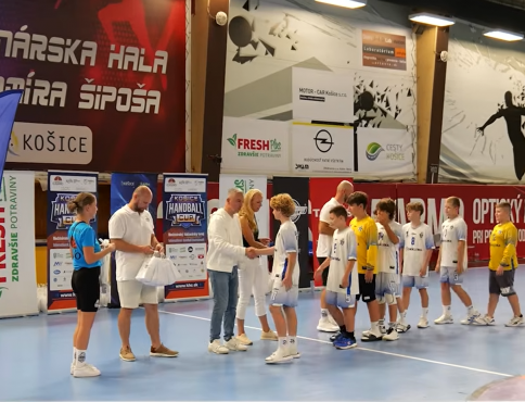 VIDEO |  Rekordný Košice Handball Cup: prišlo 40 tímov z piatich krajín