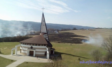 Na Vinbargu horí lúka, začala sa sezóna vypaľovania