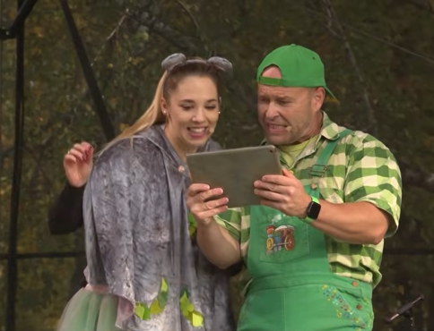 VIDEO | Východniarov rozospievala Kristína, prišli aj herci zo seriálov Dunaj a Sľub