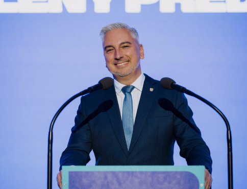 Trnka obhájil post župana, Porvažníka tesne porazil
