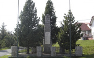 pomnik.jpg